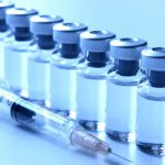 В России могут запретить призывы к отказу от прививок